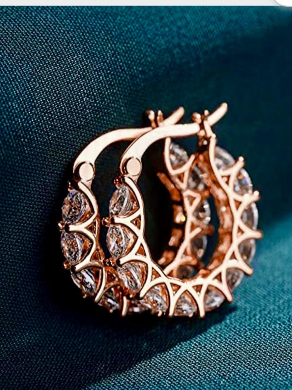 Hoop Earrings Rose Gold Crystal 
Round Cubic Zirconia New